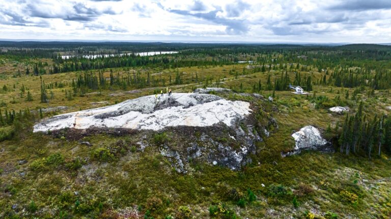 CV5 Outcrop looking Northeast